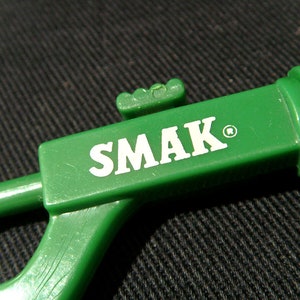 Retro jaren 1980 zeldzame SMAK Jeans echte originele groene plastic sleutelhanger niet Pepe Vintage afbeelding 4