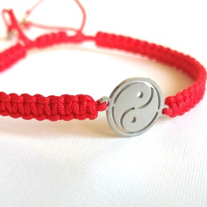 YIN YANG CHARM Bracelet-Life balance bracelet-Silver yin yang charm bracelet-Macrame bracelet with charm-Stainless steel yin yang bracelet