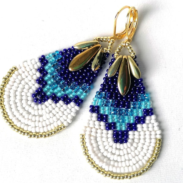 Blue white beaded teardrop earrings-Native beaded earrings-Blue earrings boho-Chandelier earrings boho-Seed bead earrings-Teardrop earrings