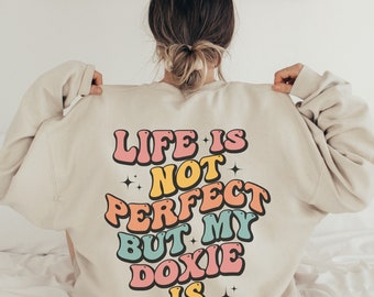 Doxie Mom Sweatshirt, Doxie Mom Shirt, Doxie Gifts, Doxie Mom Gift, Doxie Sweatshirt, Wiener Dog Mom Sweatshirt, Dachshund Crewneck