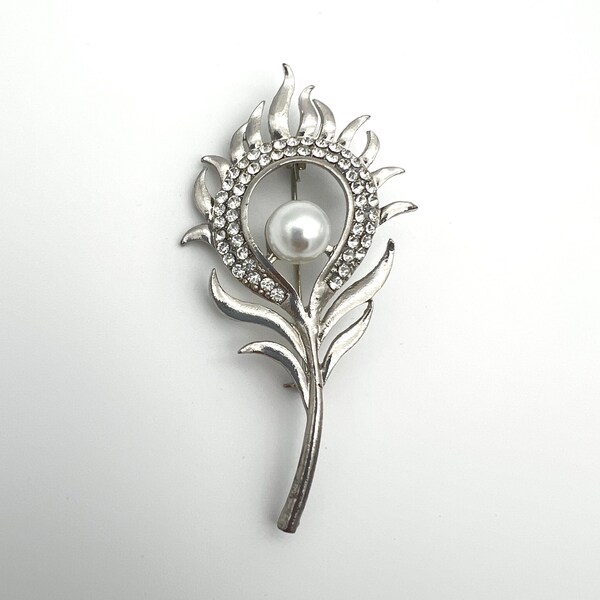 Miss Universe Mikimoto Phoenix Pin/Brooch Rhinestones, Silver color, fancy, Pageant, imitation pearl