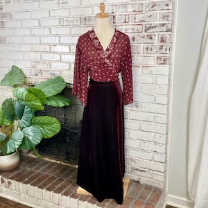 Vintage 90s Hill Country Burgundy Corded Velvet Side Slit Maxi Skirt