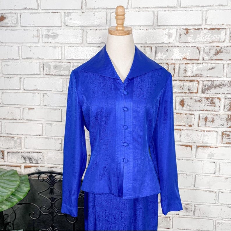 Vintage 90s Adrianna Papell Cobalt Blue Silk Two Piece Skirt Suit Set 6 image 2