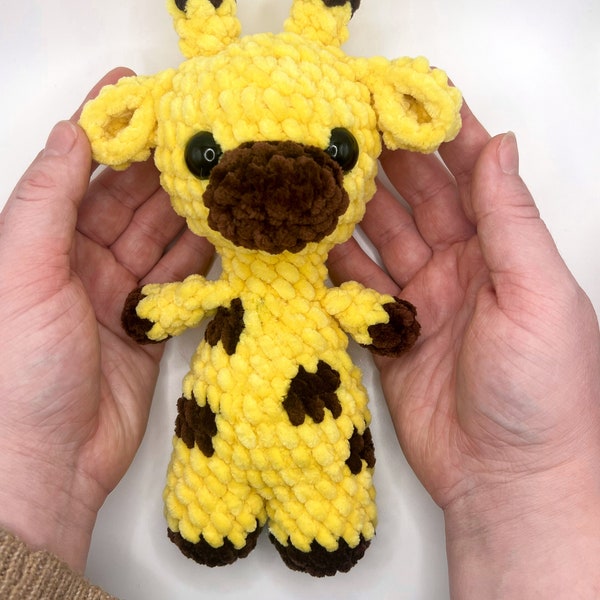 Crochet baby giraffe pattern- giraffe amigurumi pattern, crochet giraffe pattern, safari crochet pattern, low sew