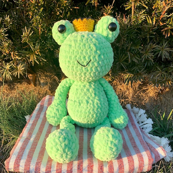 Crochet Frog Pattern- frog amigurumi, crochet frog, frog pattern, crochet pattern, spring crochet pattern, frog prince crochet pattern