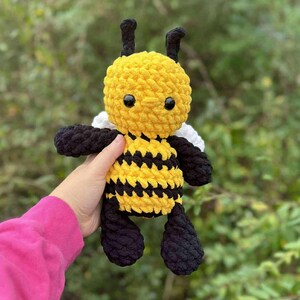 Bumble the Bee | Amigurumi Bee Pattern, Low Sew, Crochet Pattern ...