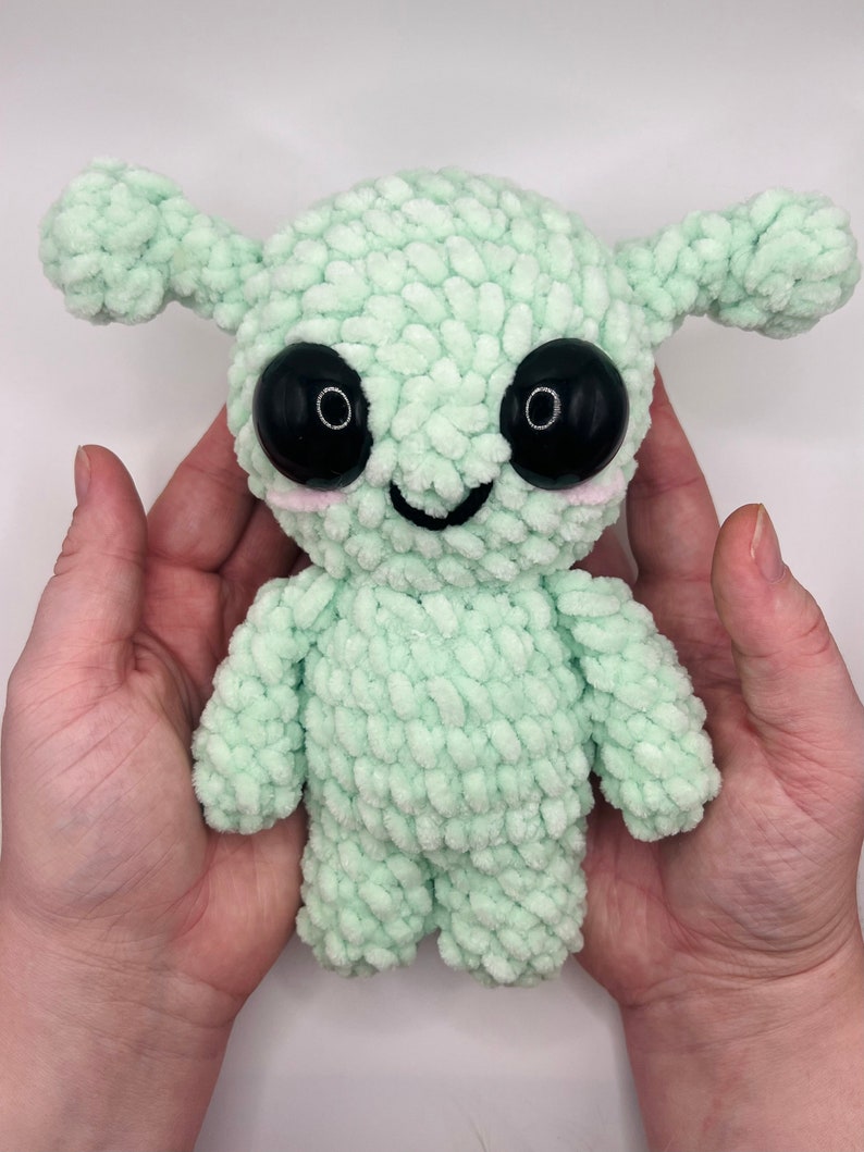 Teeny pal alien crochet alien, space crochet pattern, alien amigurumi, crochet alien pattern, crochet pattern image 2