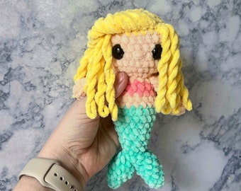 Baby mermaid crochet pattern- mermaid crochet pattern, amigurumi mermaid, crochet pattern, no sew crochet pattern, parfait chunky, amigurumi