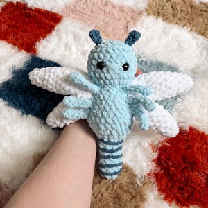 spindle the dragonfly | amigurumi dragonfly pattern, low sew, crochet pattern, amigurumi, spring crochet pattern, bug crochet pattern