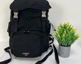 Authentic Prada Vintage Backpack in Army Green Canvas - Etsy