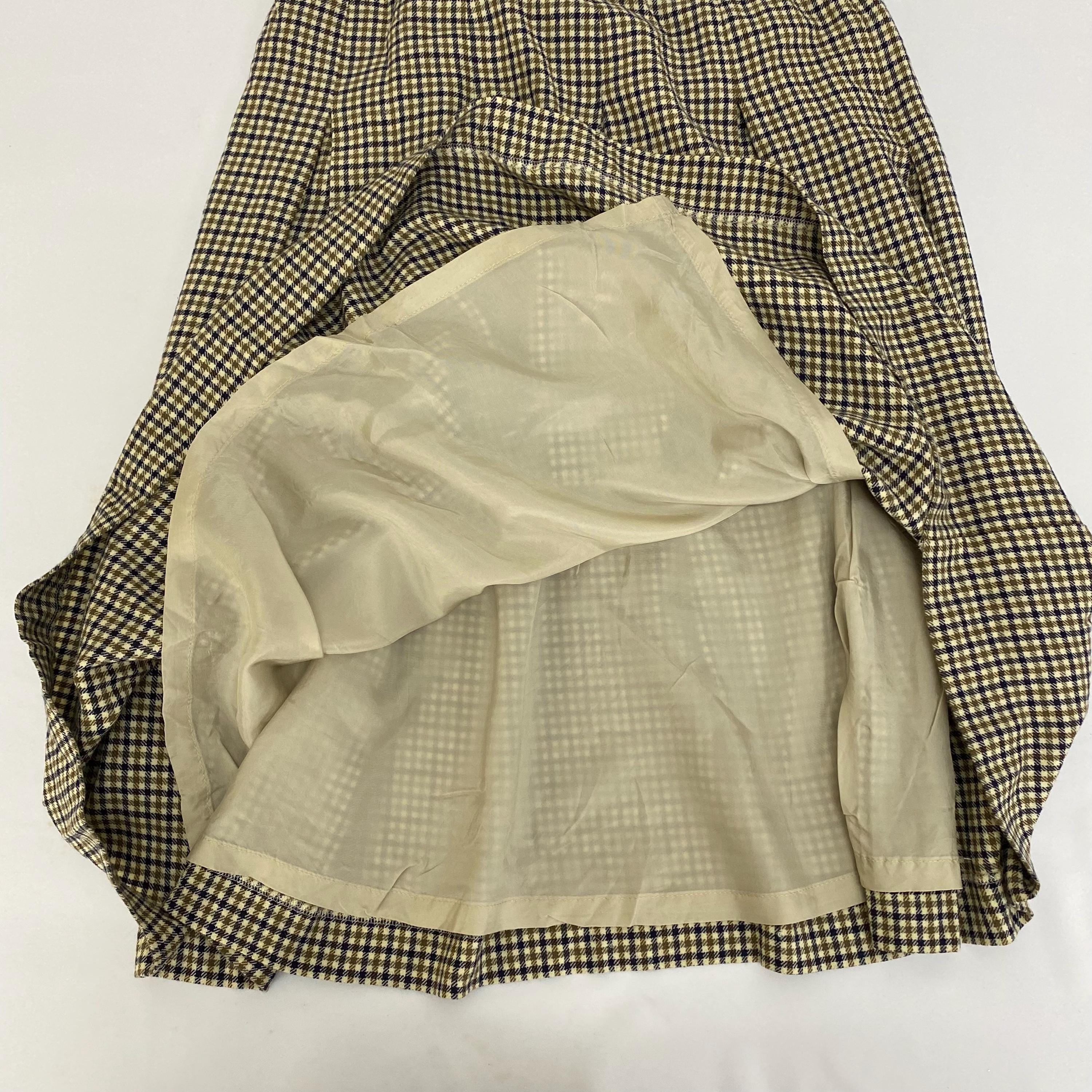 Vintage AQUASCUTUM Wool Skirt, Checked Pleated Midi, Made in Japan  display picture 1