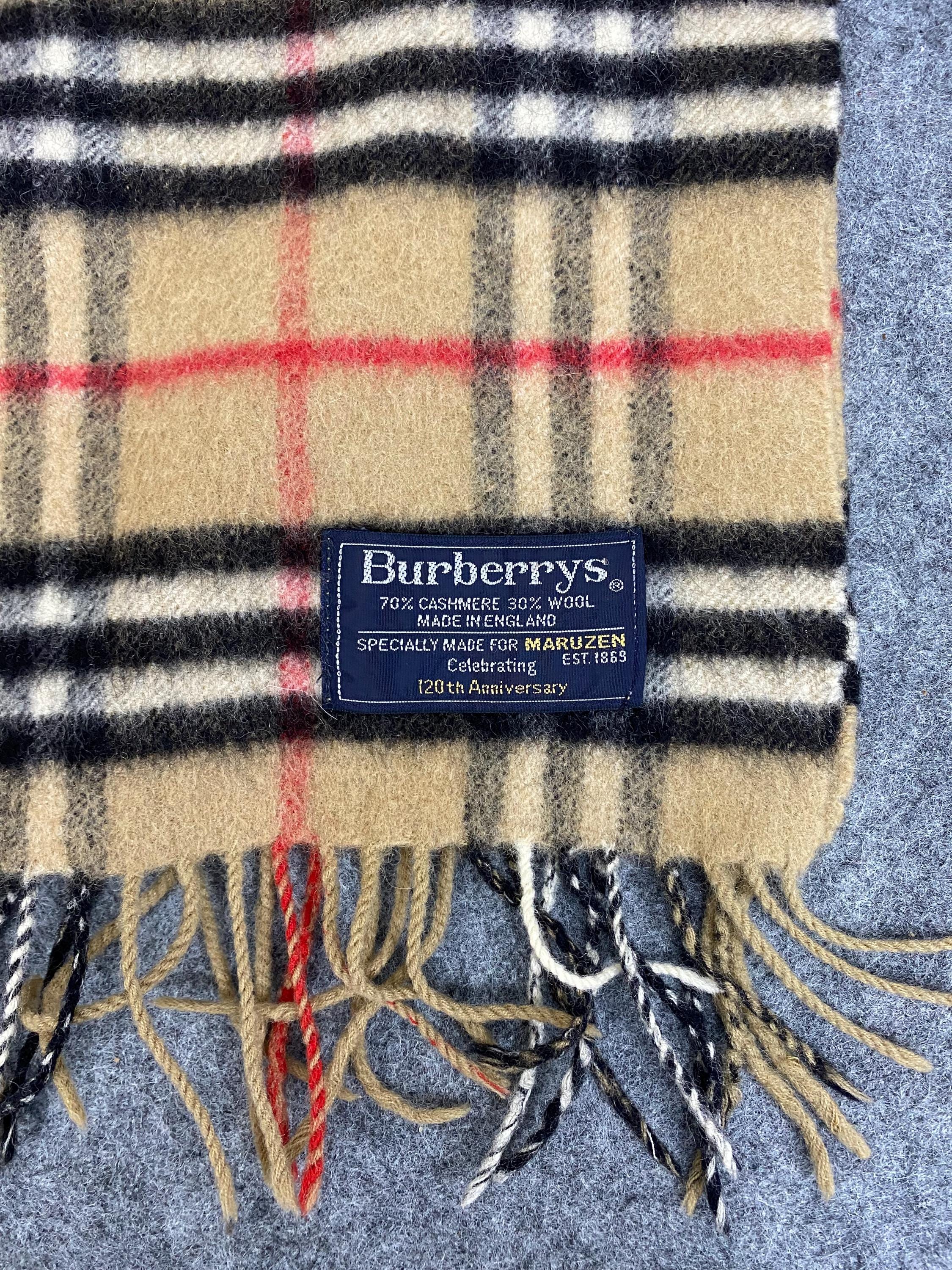 vintage Burberrys カシミア100% Vintage Burberrys Cashmere and Wool Blended Scarf Specially Made