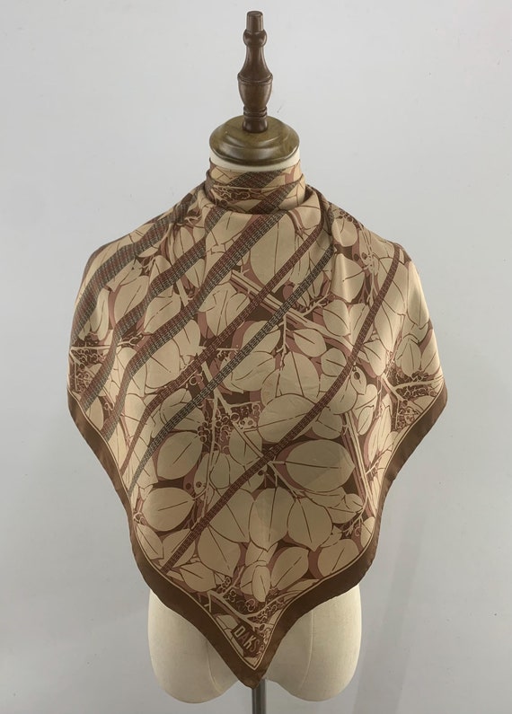 Foulard Vintage En Soie 100% - Fait Main En Italie - Motif Floral Gris Léger