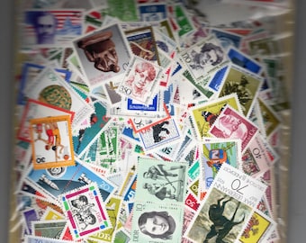 Germany --used postage 100-3,000 stamps -all different - - off paper - for artist, crafting, scrapbooking...