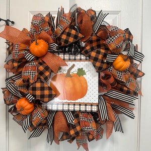 Fall wreath, pumpkin wreath, deco mesh wreath, fall decor, pumpkin decor, black and orange wreath