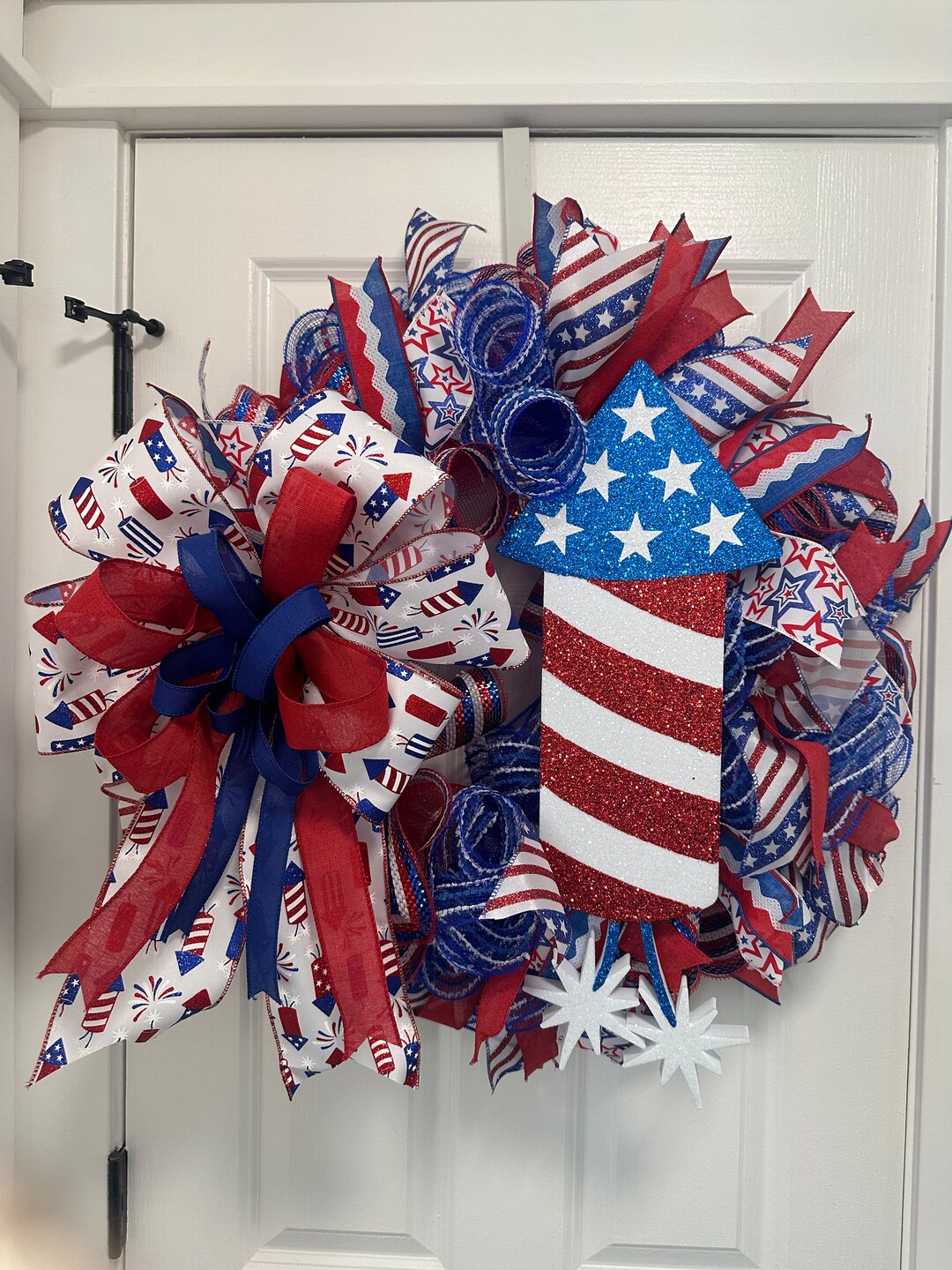 Patriotic Rocket Wreath: 4th of July Red White Blue Door Decor - Etsy
