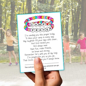 Zomerkamp kindergebedskaart, aanmoedigingscadeau voor meisjes die naar kamp gaan, een cadeaukaart voor kampgebed, ik denk aan je bij kamp cadeau-ideeën