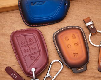Cadillac Key Fob Cover, Leather Smart Key Case for CT4 CT4-V Blackwing CT5-V XT4 XT5 XT6 Escalade Lyriq Optiq, Personalized Car Key