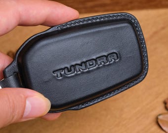 Funda para llave de Tundra, funda de cuero para llave compatible con Tacoma Tundra TRD Pro SR5 SR Limited Platinum, parte trasera con logotipo personalizado, regalo de cumpleaños.