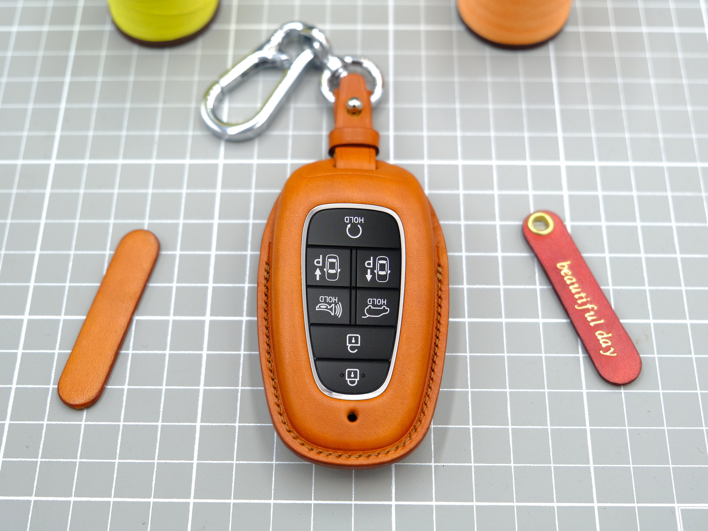 Keycare silicone key cover and keyring fit for : Venue, Elantra, Tucso