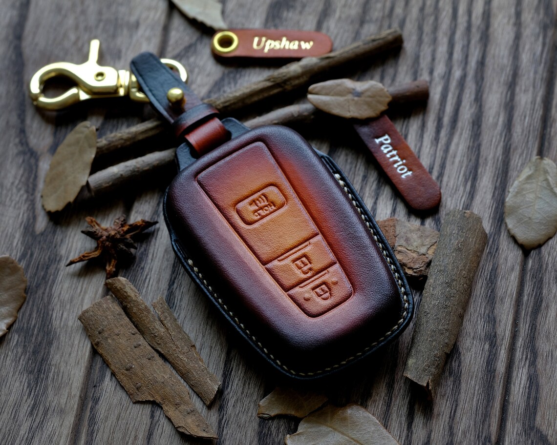 Toyota RAV4 Key Fob Cover, Leather Key for 2023 RAV4, Toyota Keychains ...