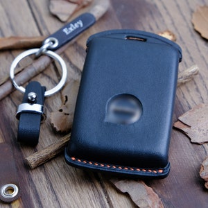 Handcraft Leather Key Fob Cover For Volvo XC60, Custom Name Tag For XC40 XC90 S60 S90 V60 V90, ... Volvo Accessories, Gift For Husband