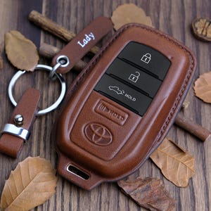 Toyota Tundra TRD SR Key Fob Cover, Custom Handmade Leather For Toyota Tundra 2023 2024, Unique Accessory for Car, Luxury Key Holder