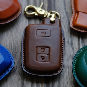 Custom Leather Key Fob Cover For Toyota Land Cruiser, Highlander, Tacoma, Tundra, Sequoia ... Toyota Keychains Keyless Keyring Remotes