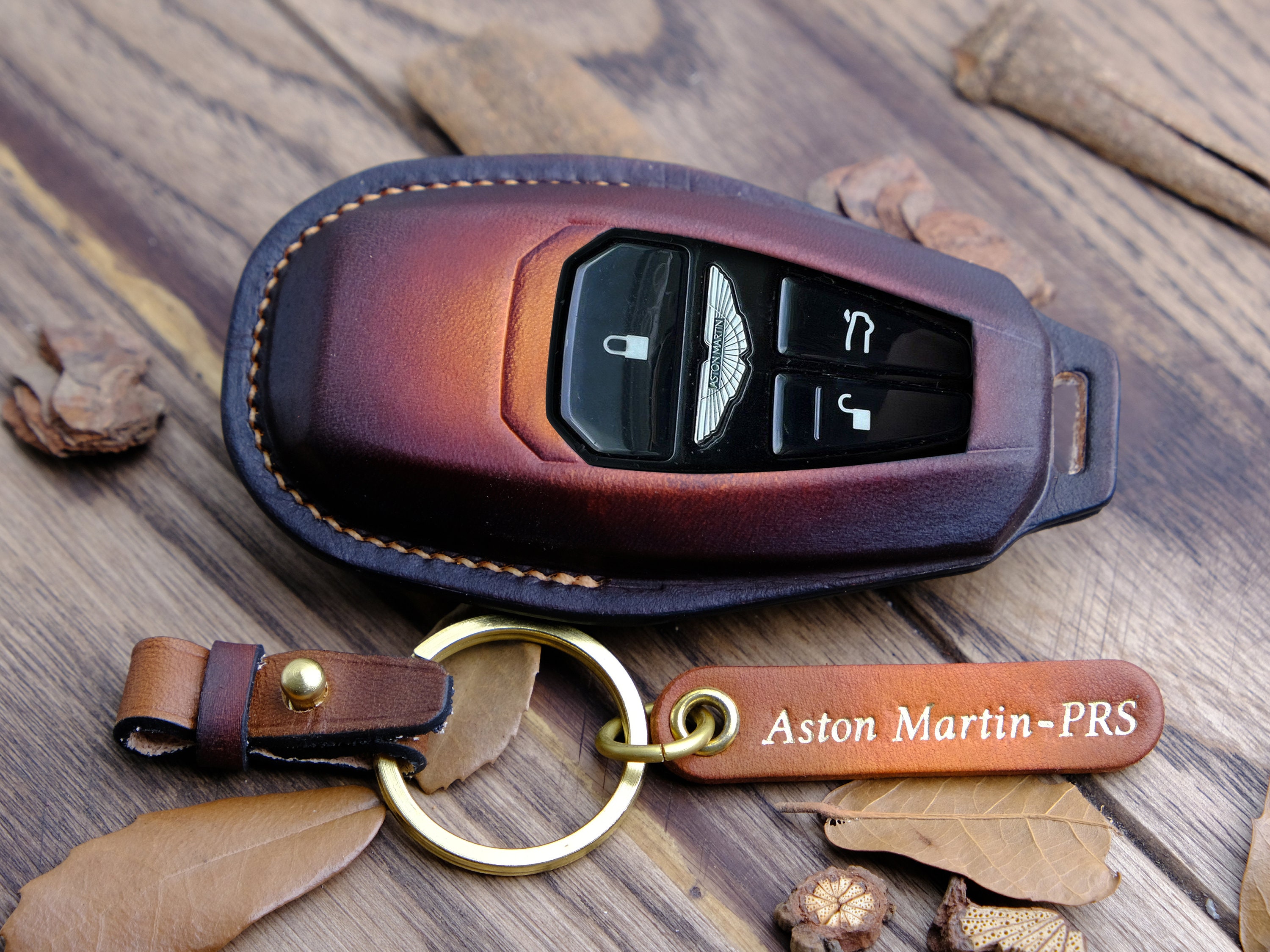 非売品　007 ASTON MARTIN DB810 キーチェーン 非売品 007 ASTON MARTIN DB810 キーチェーン 非売品 007 ASTON
