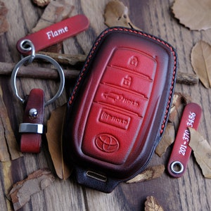 Leather Key Fob Cover For Toyota Highlander (Patina Colors), Custom Name Tags For Highlander, Toyota Accessories, Gift For New Car