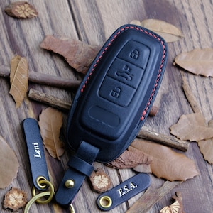 Funda de cuero artesanal para llaves de A8 y E-tron. Funda personalizada para llavero. Llavero sin llave. Regalo ideal para él o para estrenar coche.