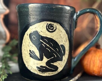 Frog Ceramic Mug, 14 Oz Stoneware Moon Design with Hand-Carved Sgraffito