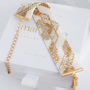 Gold Miyuki Loom Bead Pattern, Heart Miyuki Delica Bracelet Pattern, Square Stitch Pattern, Geometric Seed Bead Pattern - Verity