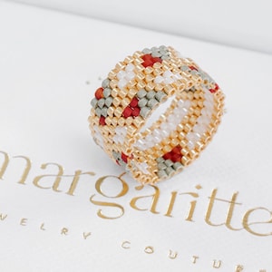 Anillo de cuentas navideñas, patrón de anillo de peyote uniforme, gráfico Miyuki Delica - Koleda