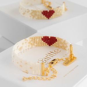Heart Loom Bead Bracelet, Easy Bracelet Pattern, Gold Loom Bead Pattern, Valentine Jewellery, Miyuki Delica Bracelet - Queen