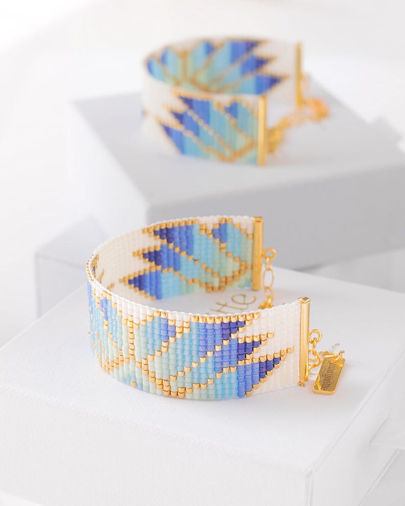 Loom Bead Bracelet Pattern, Floral Miyuki Bracelet, Brick Stitch Pattern, Violet Mint Seed Bead Bracelet - Nymph image 5