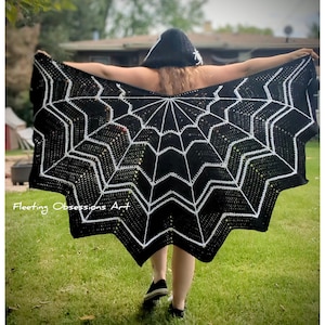Lolth&#39;s Spiderweb Shawl crochet pattern