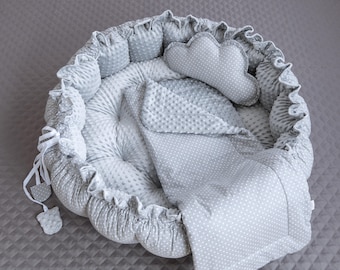 MINKY Grau/ Mini Punkte Grau Baumwolle XXL Multifunktion Krabbeldecke + Decke + Kissen Premium Ausstattung Nest SET