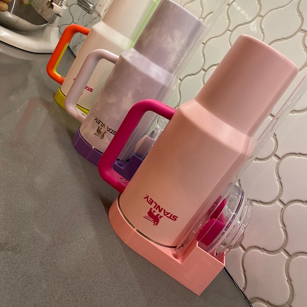 Stanley tumbler dry & store rack 3D printed for 30oz and 40oz cup sizes! keeps lid straw and cup organized!
