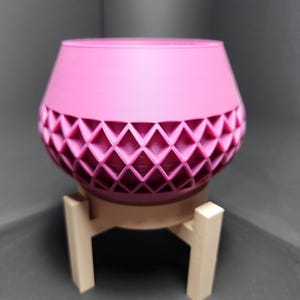 Mini 3D Printed Planter with Stand – Cute Modern Pot for Small Plants – Black or Beige Stand