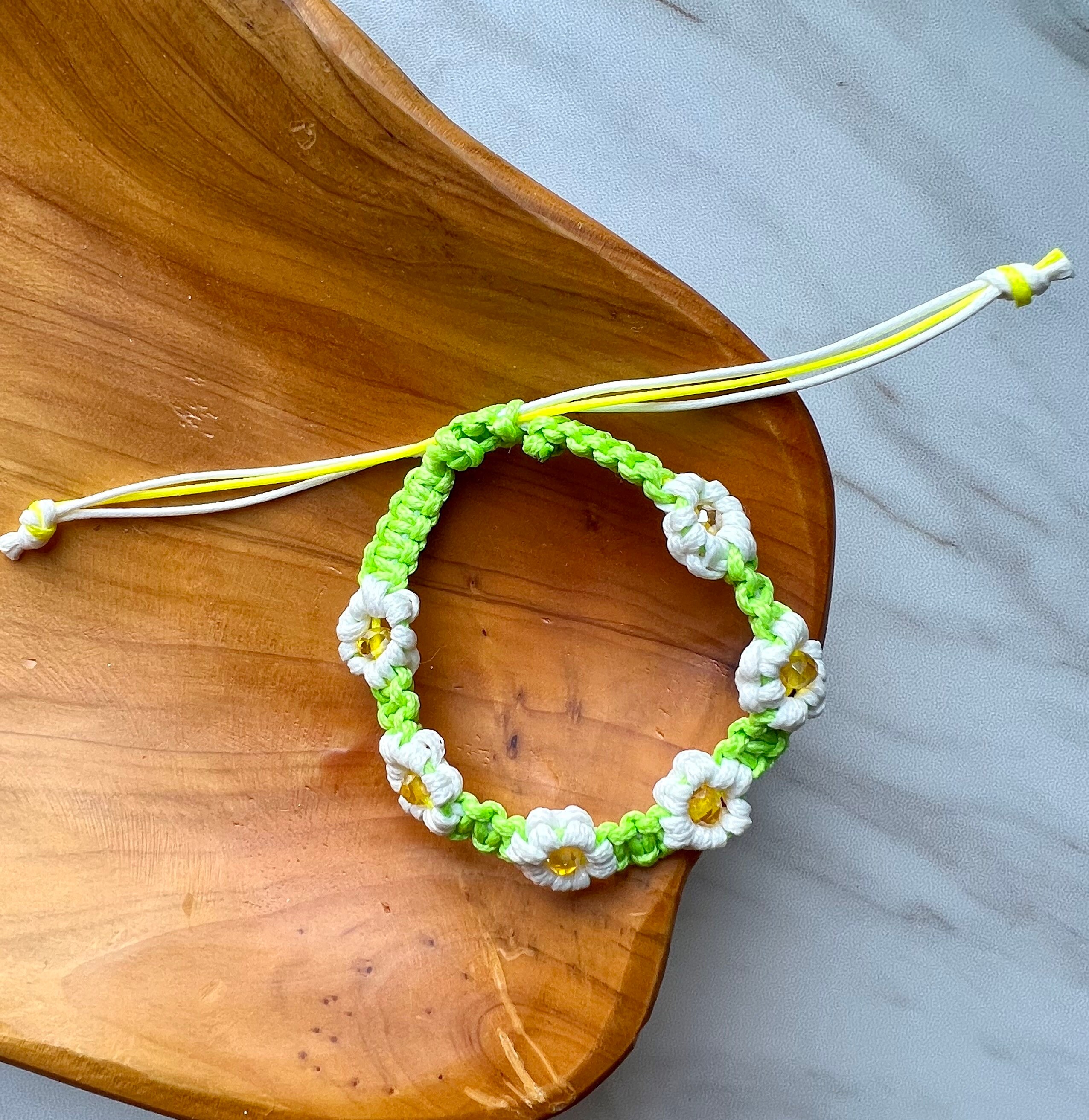 Braided Daisy Bracelet, Daisy Flower Chain Bracelet