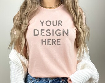 Bella Canvas 3001 mock-up | Mock-up T-shirt gemêleerd perzik (PNG)