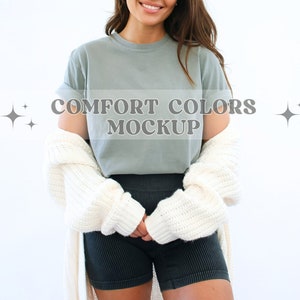 Gray Comfort Colors 1717 T-Shirt Mockup, Comfort Colors Tshirt Mockup, Model Mockup, Unisex Tee Mock, Grey Trendy Mocks