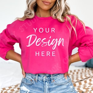 Heliconia Gildan 18000 Mockup Heliconia Pink Sweatshirt Mockup Sweatshirt Model Mockup Gildan Crewneck Mockups