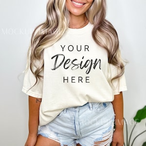 Comfort Colors C1717 Ivory Shirt Mockup - Oversized Mockup - Elfenbein Hemd - Ivory Comfort Color Shirt Mock - Model Mock up