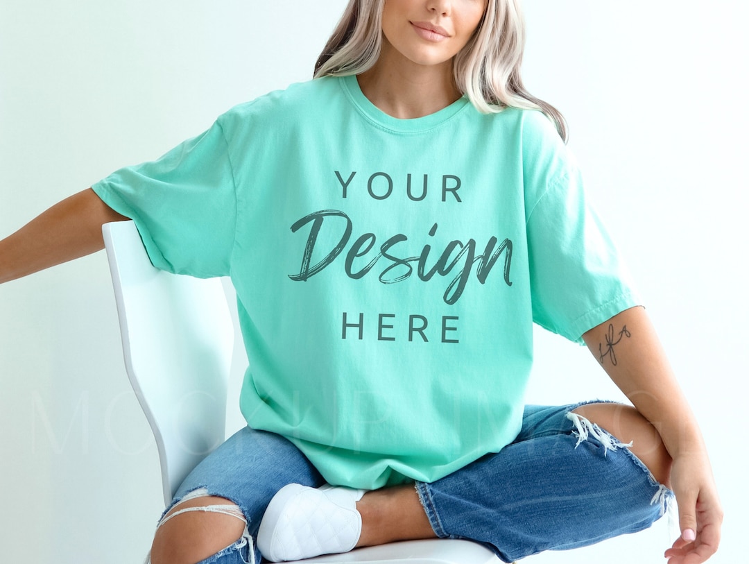 Island Reef Comfort Colors 1717 Tshirt Mockup, Model Mockup, Comfort