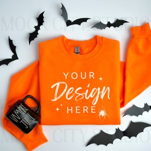 Gildan 18000 Sweatshirt Mockup - Oranges Sweatshirt Mockup - Schweres Sweatshirt - Modell Mockup - Herbst Mockup - Halloween Mockup - Herbst