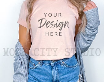 Mockup T-shirt Bella Canvas 3001 gemêleerd perzik (PNG)