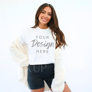 White Comfort Colors 1717 T-Shirt Mockup, Comfort Colors Tshirt Mockup, Model Mockup, Unisex Tee Mock, White Trendy Mocks