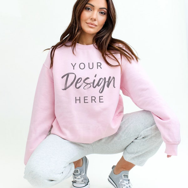 Gildan 18000 Mockup, Light Pink Gildan 18000 Mockup, Gildan Crewneck Mockup, Model Mockup